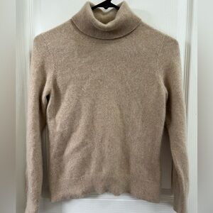 Cashmere turtleneck